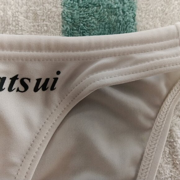 (Pre-Owned) VINTAGE "ATSUI" SWIM BRIEF, < 1" SIDES, WHITE, (*) EST. "S" (30") - Picture 2 of 5